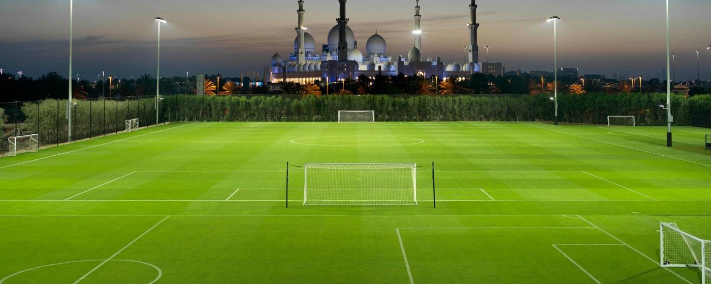 Football artificial turf laid in Britain Recreation Center